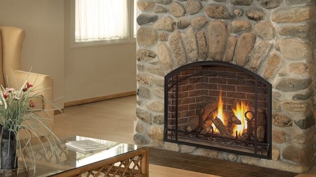 angliyskiy-kamin-dlya-dachi-i-doma